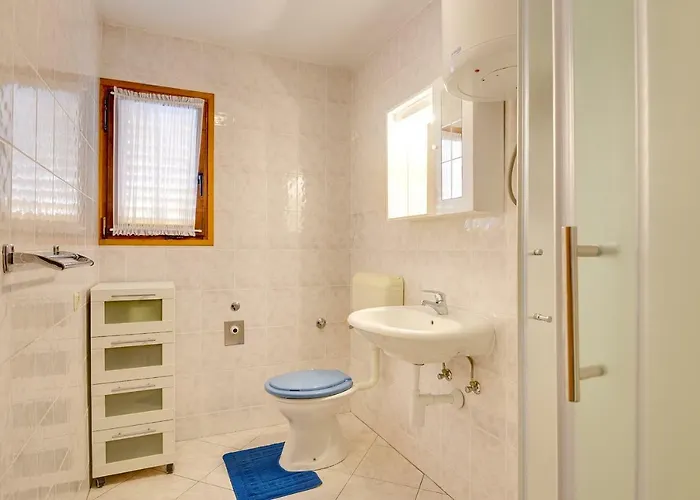 House Mihael Vikendica