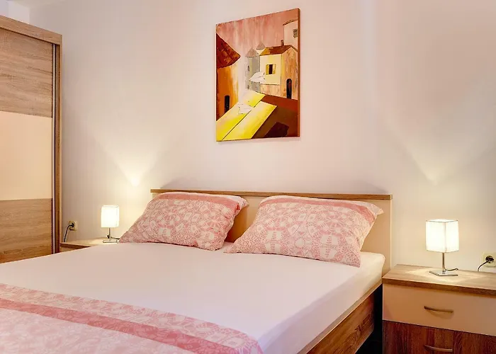 House Mihael Vikendica