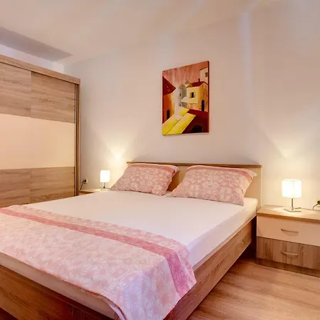 House Mihael Holiday home Medulin